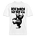 Weißes Unisex T-Shirt mit schwarzem "ICK MACH WAT ICK WILL" Spruch und tanzendem Bären mit hochgehaltenem Mittelfinger in Berliner Schnauze