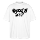 weisses Oversized Unisex Berlin Shirt mit großem schwarzem Front-Print „KIEKST'N SO?“ in Berliner Sütterlin-Schrift und stilisierter Augen-Illustration als "O" im Wort "so". Lockerer Schnitt aus weicher Bio-Baumwolle