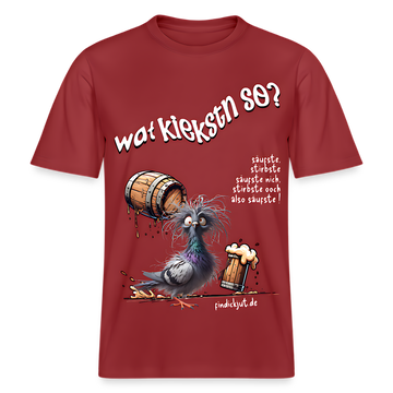 erdrotes Unisex Bio T-Shirt mit Berliner Spruch „Wat kiekstn so?“ und lustige Motiv einer beschwipsten Taube– typischer Hauptstadt Humor in frechem Design