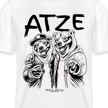 Weißes, locker geschnittenes Unisex T-Shirt mit großem schwarzen Schriftzug „ATZE“ über einer Illustration von zwei Bären im Hoodie und Cap, die eng beieinander stehen, den Arm umeinander legen und mit ausgestreckter Pfote nach vorn zeigen; darunter der Schriftzug „Berliner Schnauze – FINDICKJUT“, symbolisiert Freundschaft, Besties und Brüder im Berliner Streetstyle.
