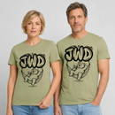 Unisex Berlin T-Shirt in nebelgrün mit großem JWD-Schriftzug und entspanntem Bären in der Hängematte als schwarzem Frontprint